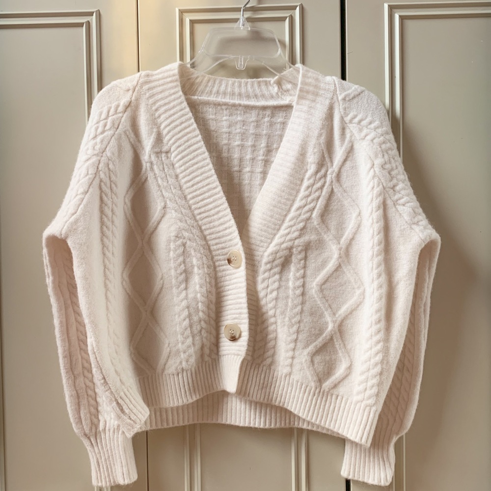 COPY - Women cardigan white